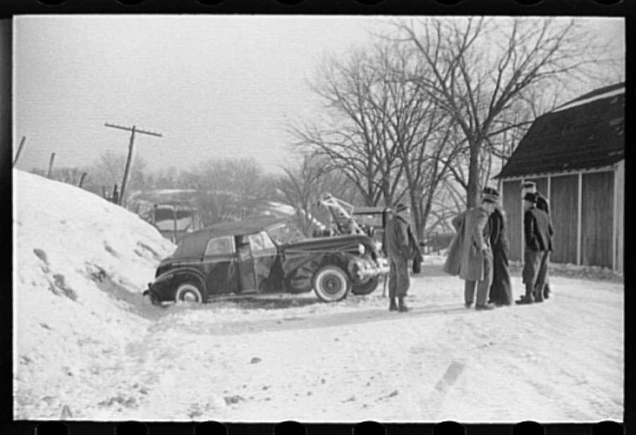 Wrecked car on Highway U.S. 50, Ross County, Ohio