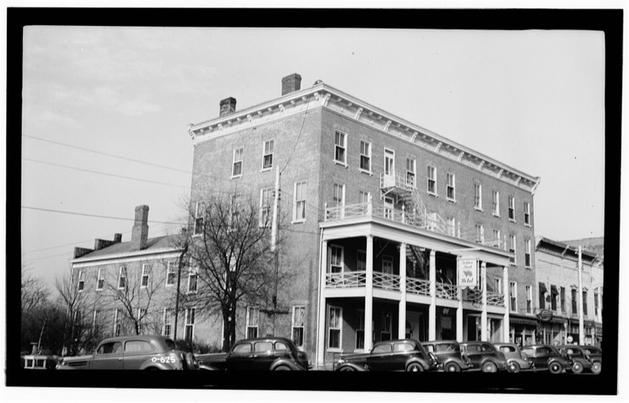 Golden Lamb Hotel, Main Street, Lebanon, Warren County, OH