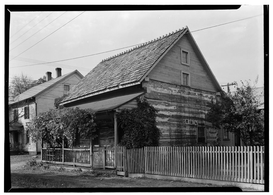 Zeeb House (Log Cabin), Fourth & Park Streets, Zoar, Tuscarawas County, OH