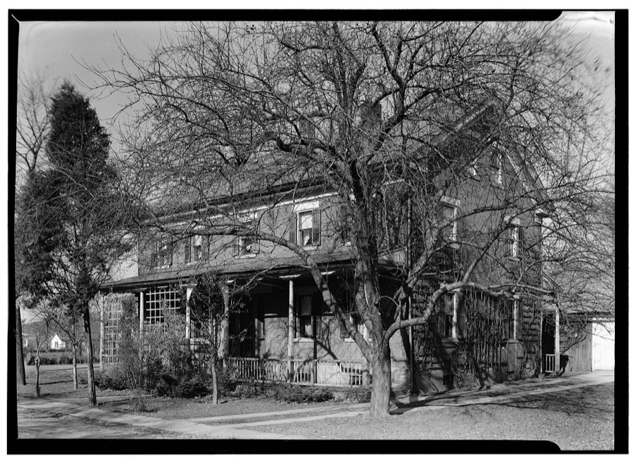 Keucherer House, Third & Main Streets, Zoar, Tuscarawas County, OH