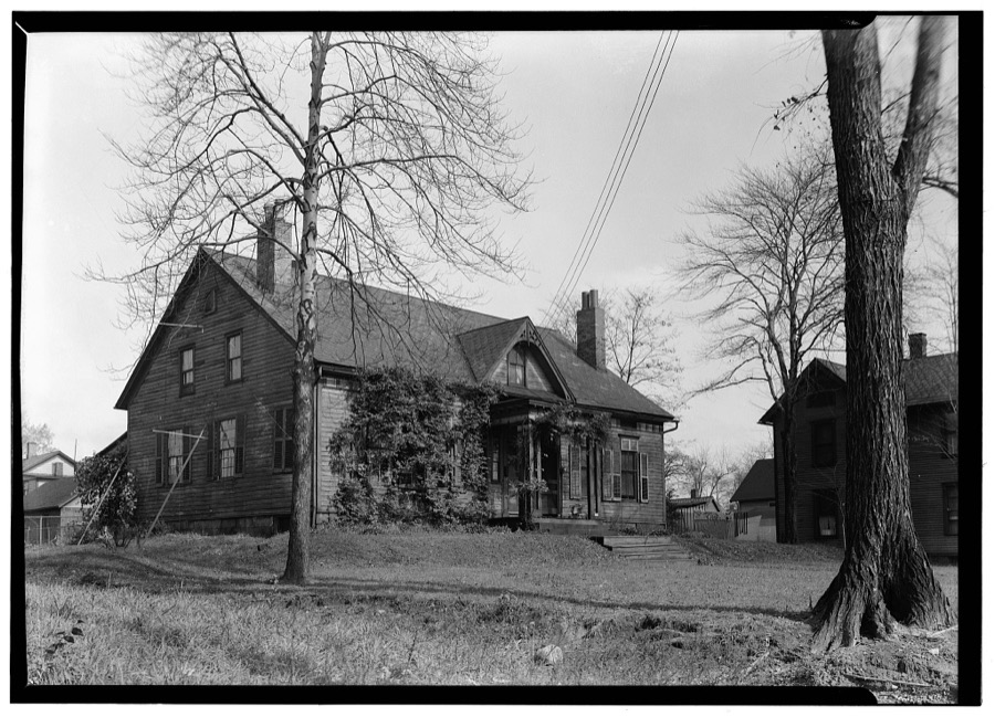 Edwards-Webb House, 303 Monroe Street, Northwest; moved from 259 South Street, Southeast, Warren, Trumbull County, OH
