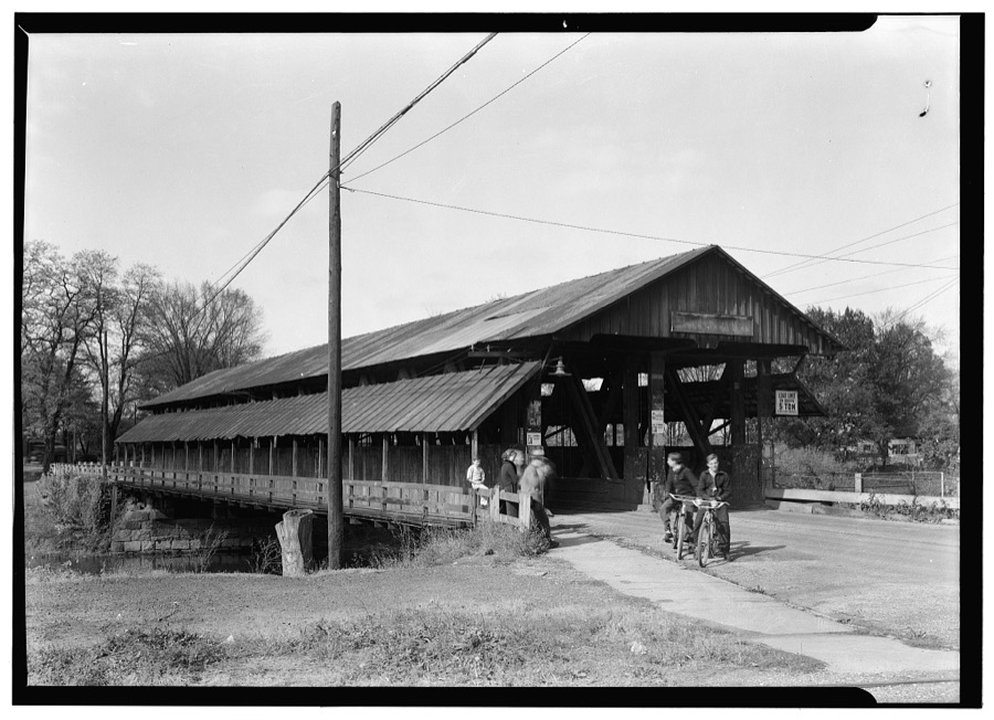 Covered Bridge, Spanning Mahoning River, Newton Falls, Trumbull County, OH