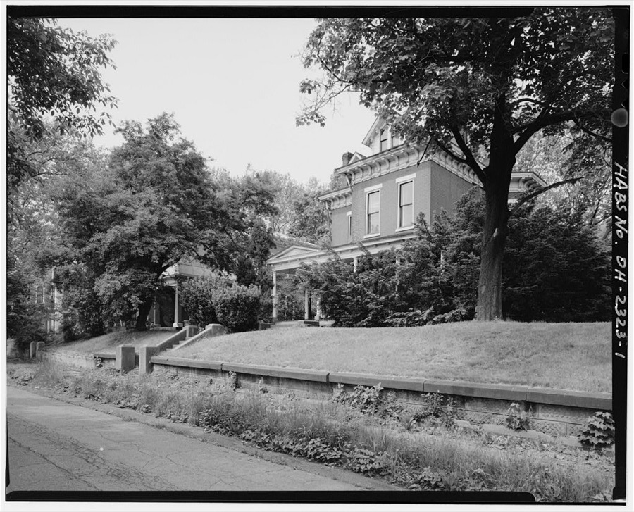 4815 Guernsey Street (House), Bellaire, Belmont County, OH