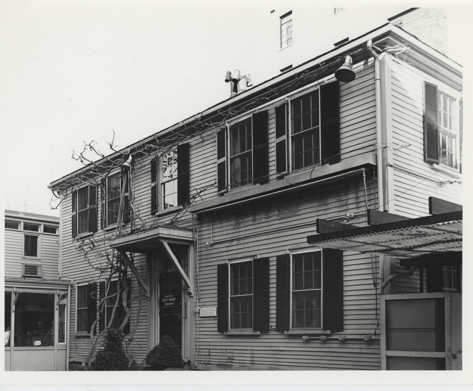 Pratt, Dexter, House, photograph from the federal nomination