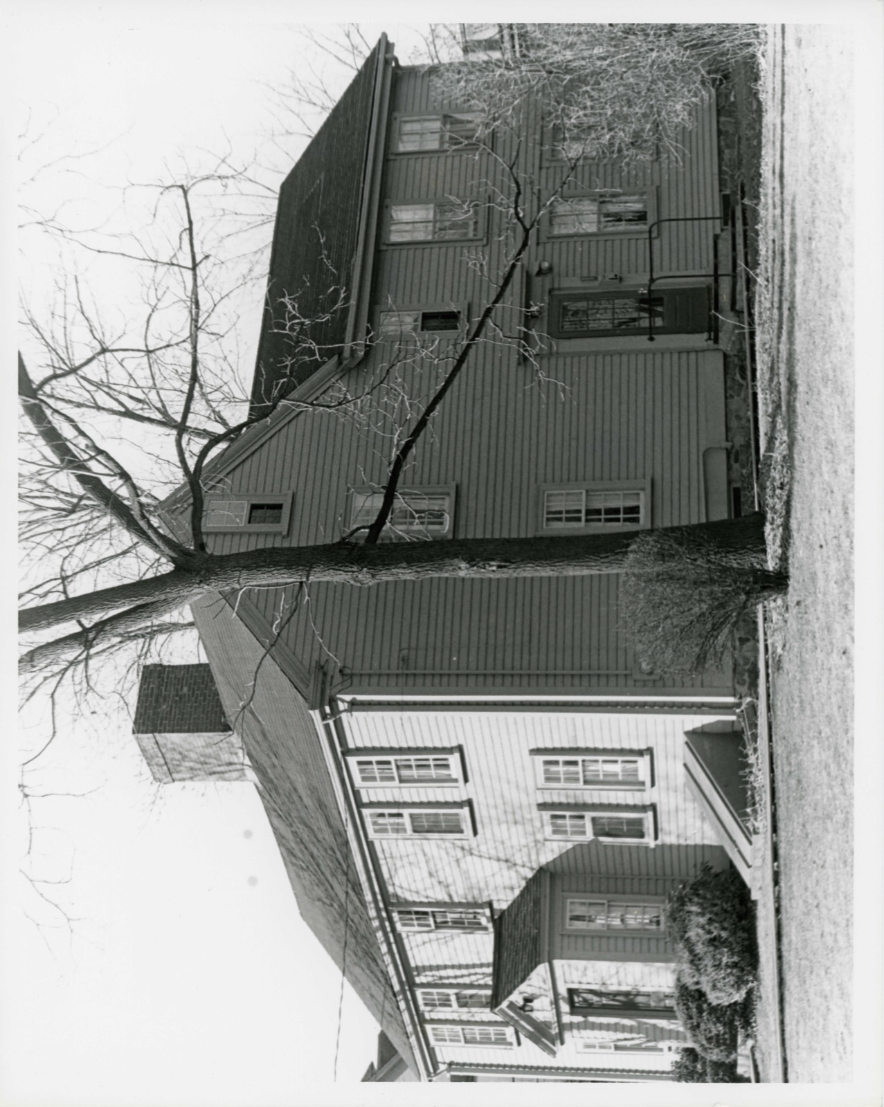 Russell, Jason House, photograph from the federal nomination