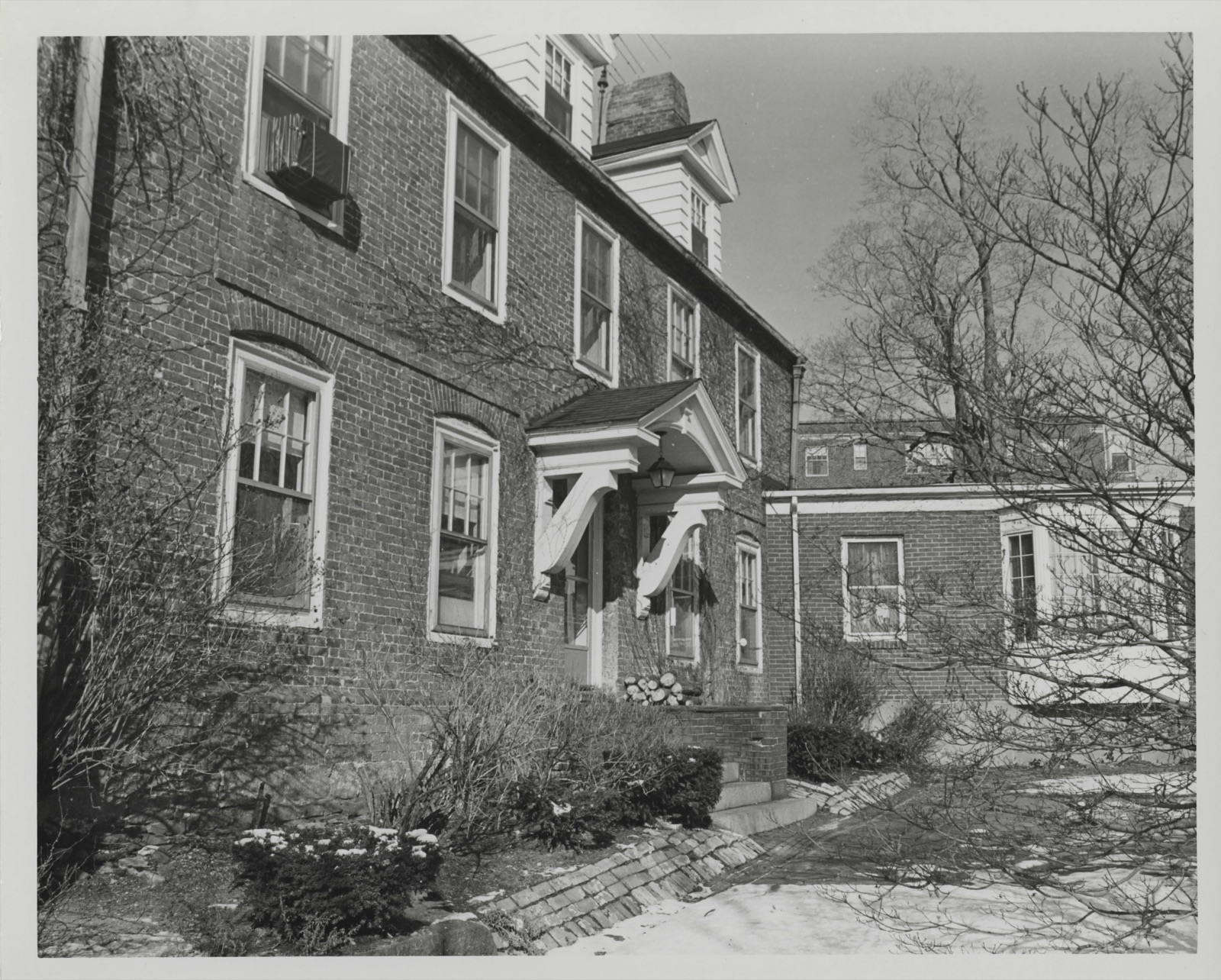 Wade, Jonathan, House, photograph from the federal nomination