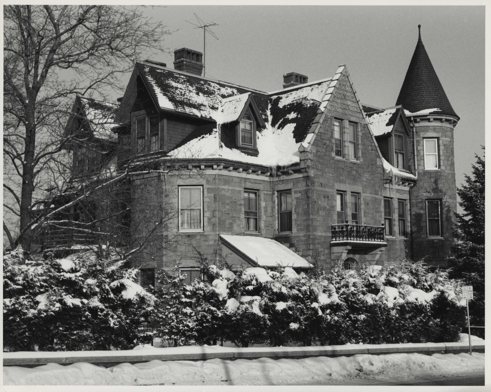 Whitcomb House, photograph from the federal nomination