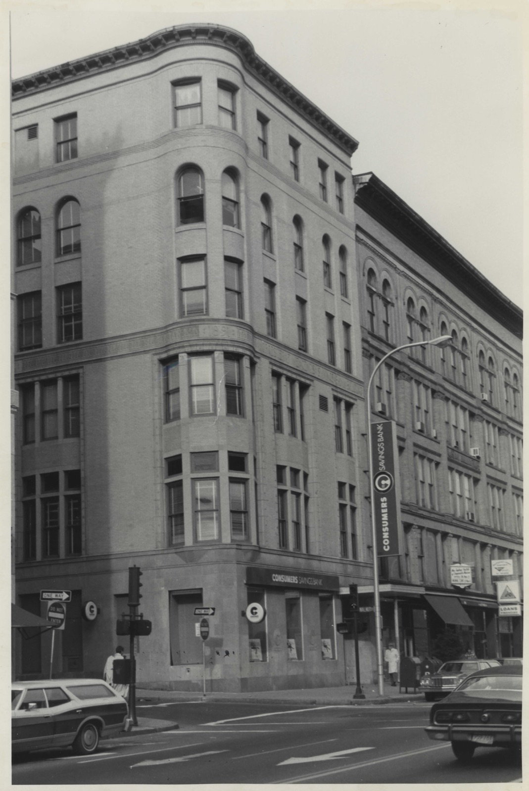 Worcester Five Cents Savings Bank, photograph from the federal nomination