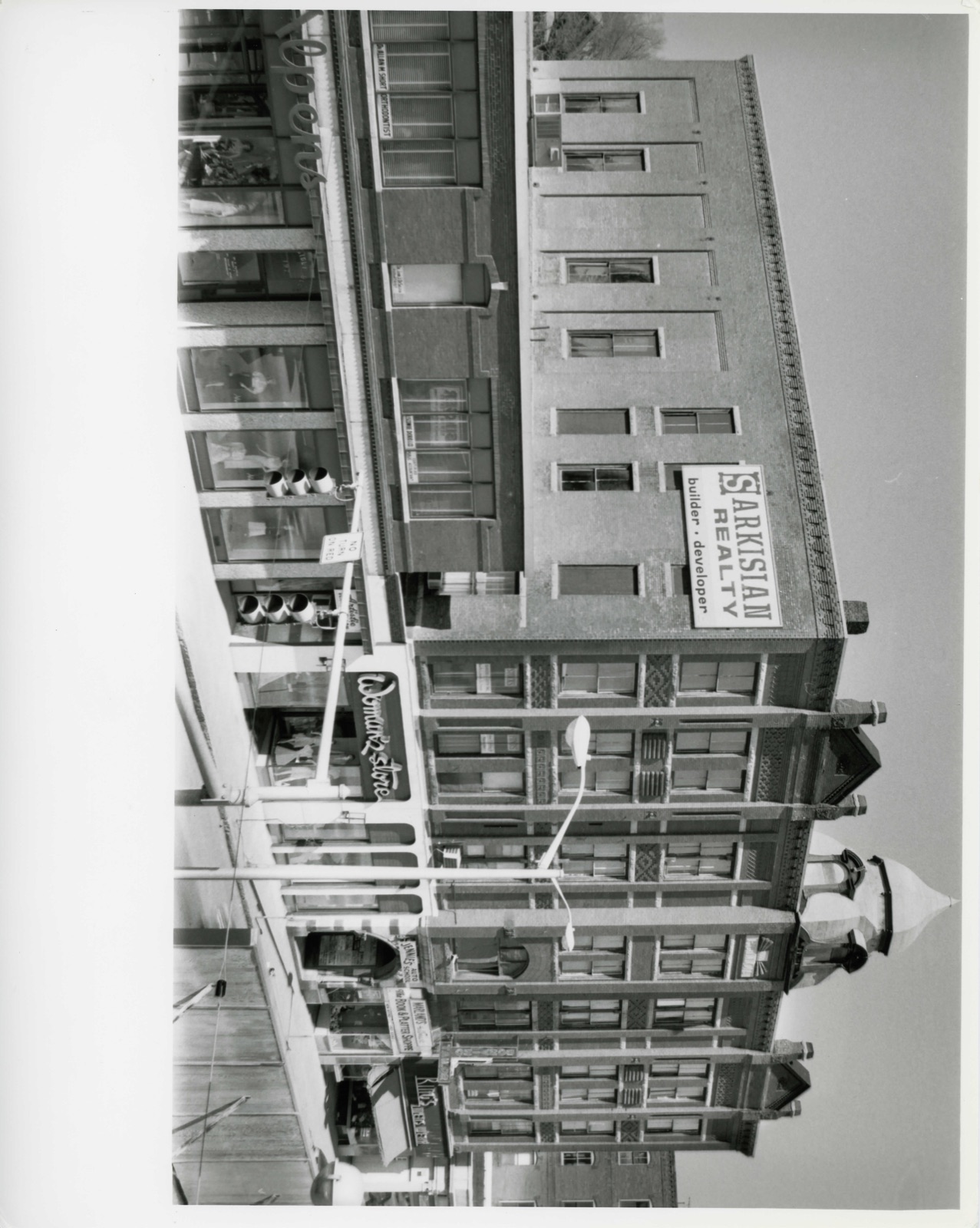 Gillon Block, photograph from the federal nomination