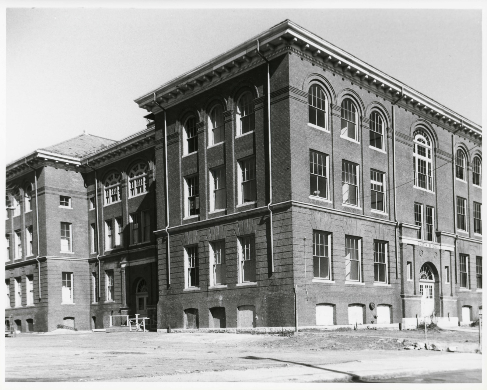 Carr, Martin W., School, photograph from the federal nomination
