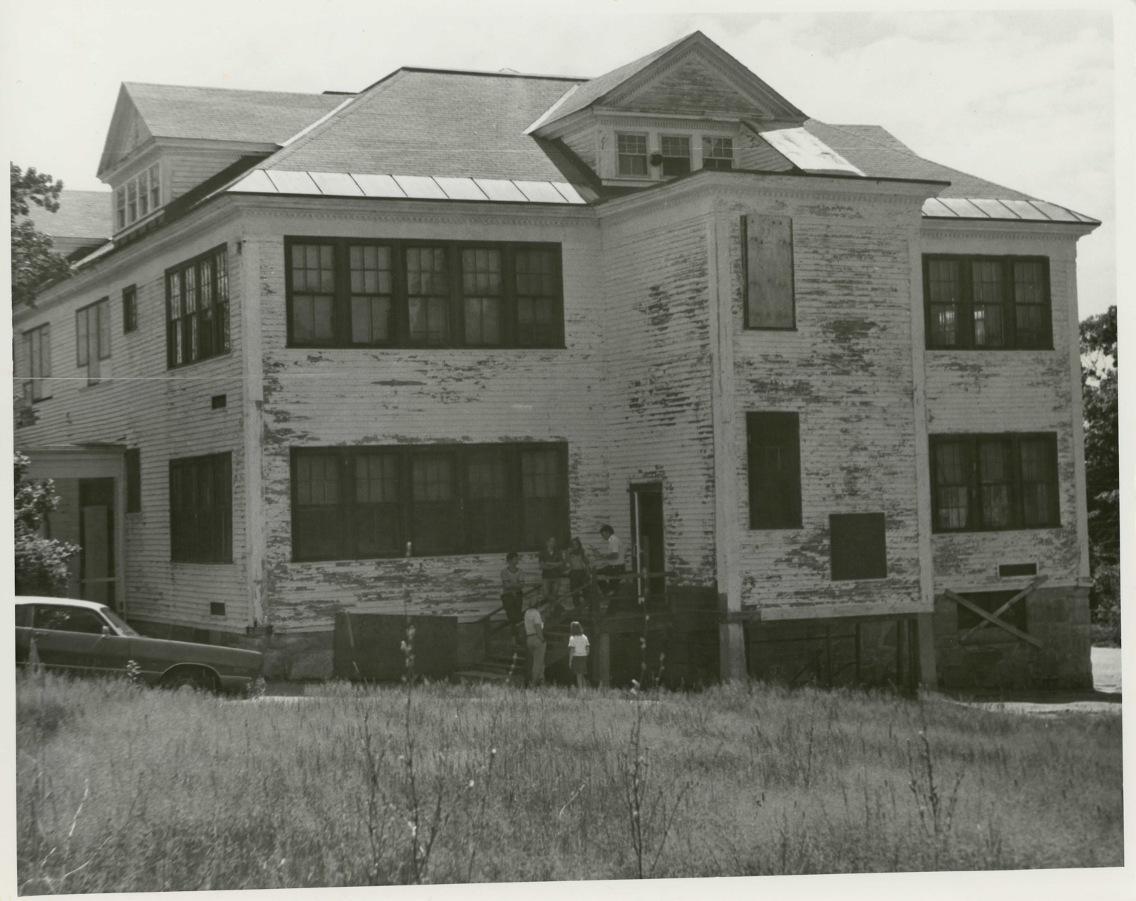 Pleasant Street School, photograph from the federal nomination