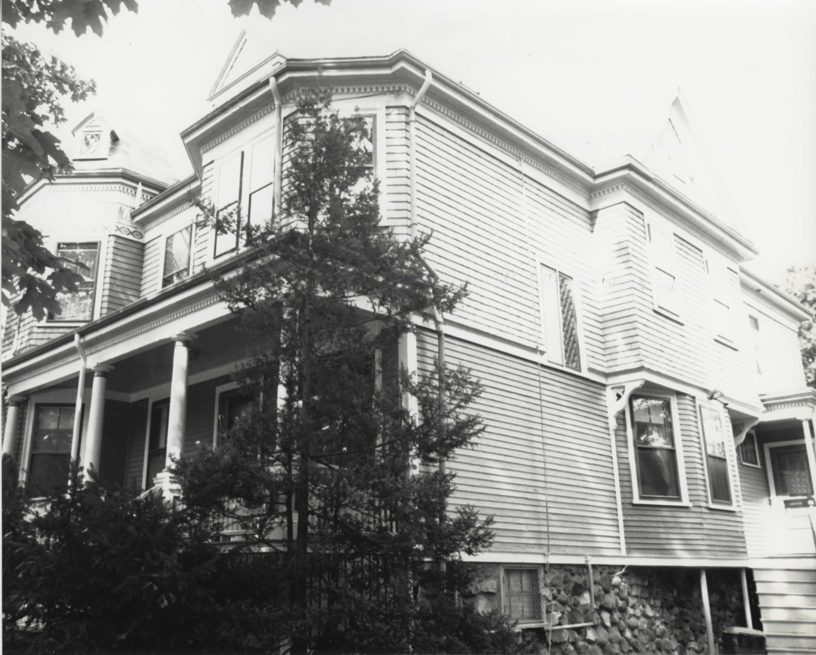 Maynard, Charles, House, photograph from the federal nomination