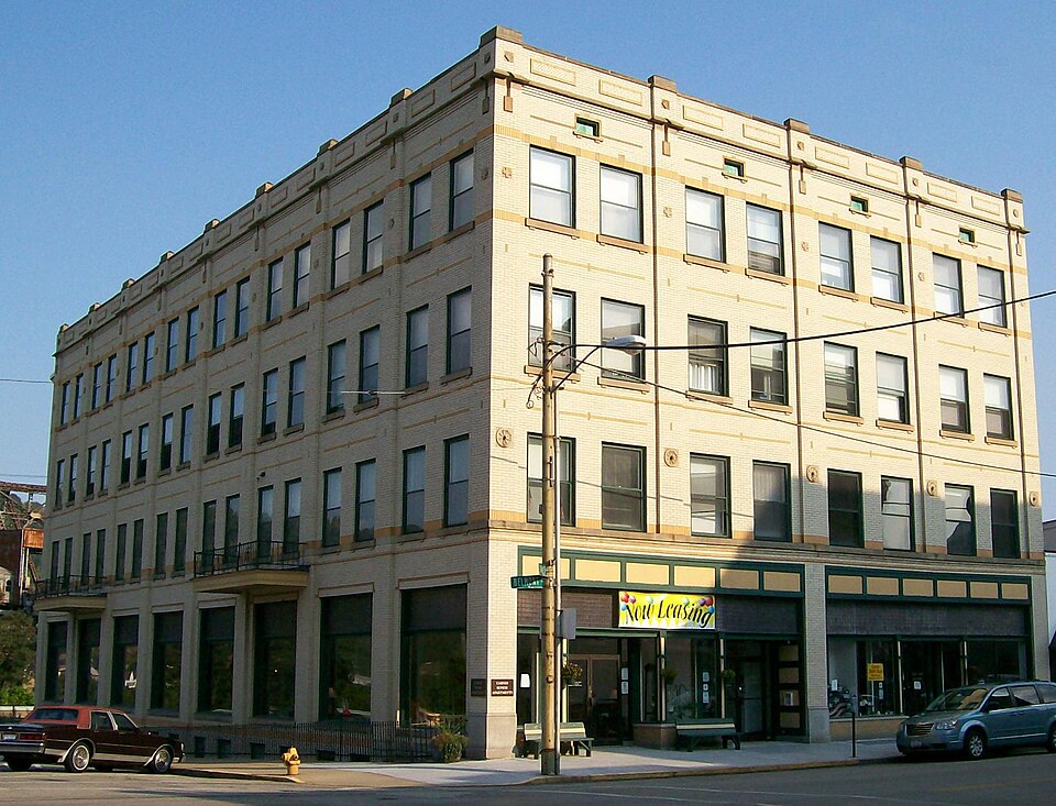 Photograph of Zweig Building