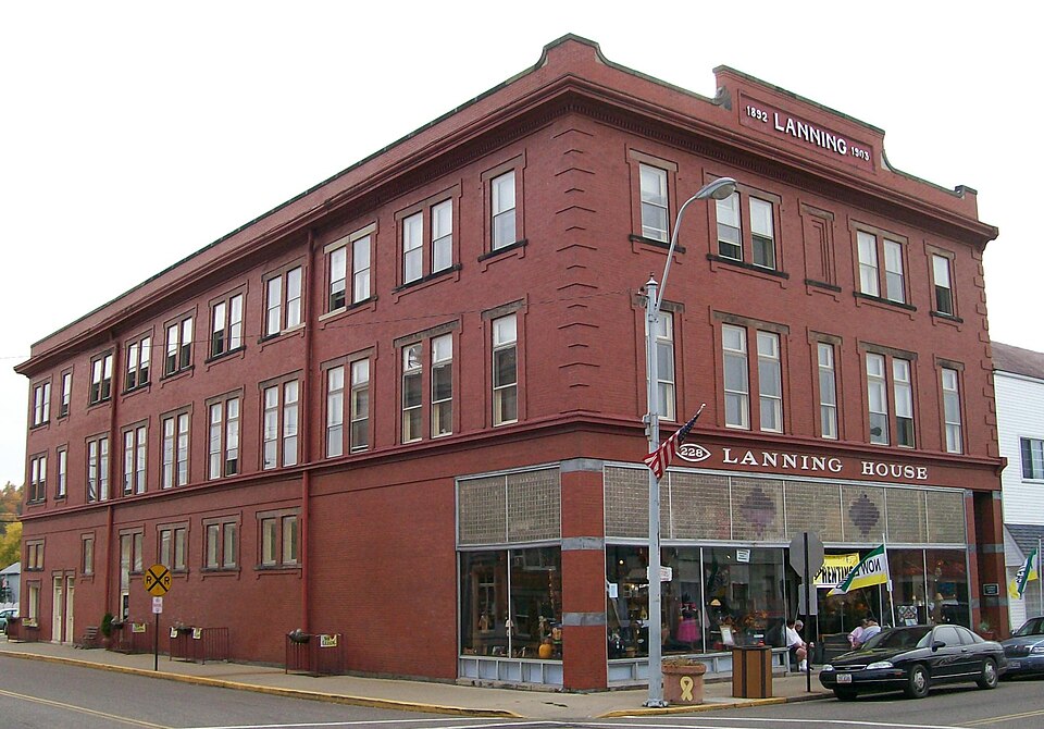 Photograph of T. Lanning & Co. Department Store