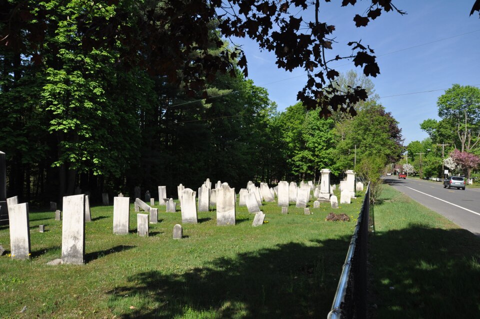 Photograph of East Main Street Cemetery