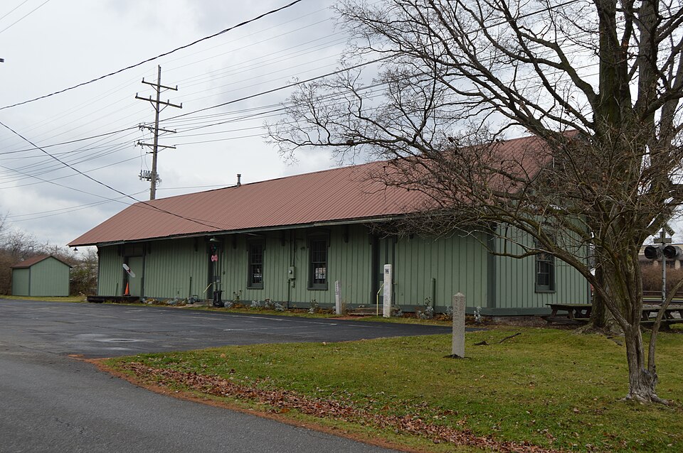 Photograph of Olmsted Falls Depot