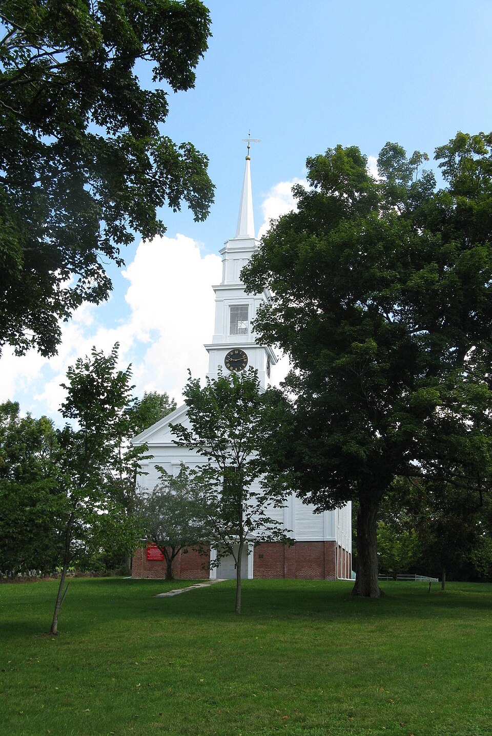 Photograph of Hubbardston Town Common Historic District