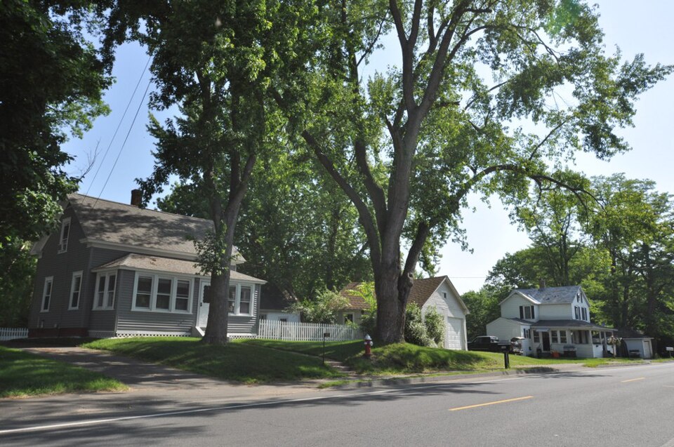 Photograph of Elm Street Historic District