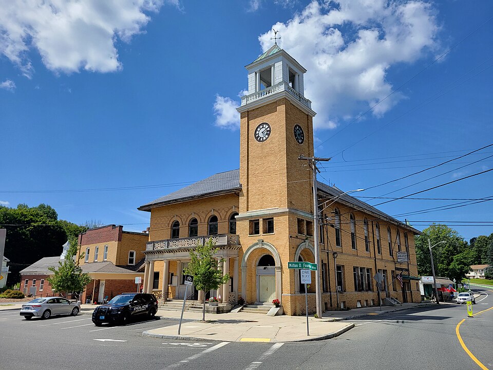 Photograph of Warren Town Hall
