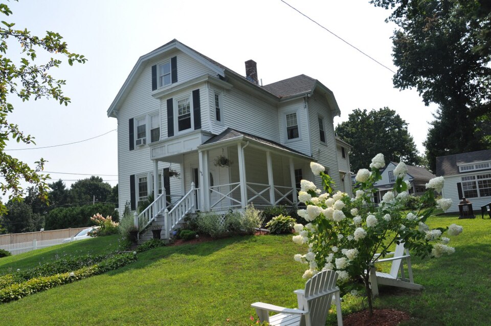 Photograph of Pleasant Street Historic District