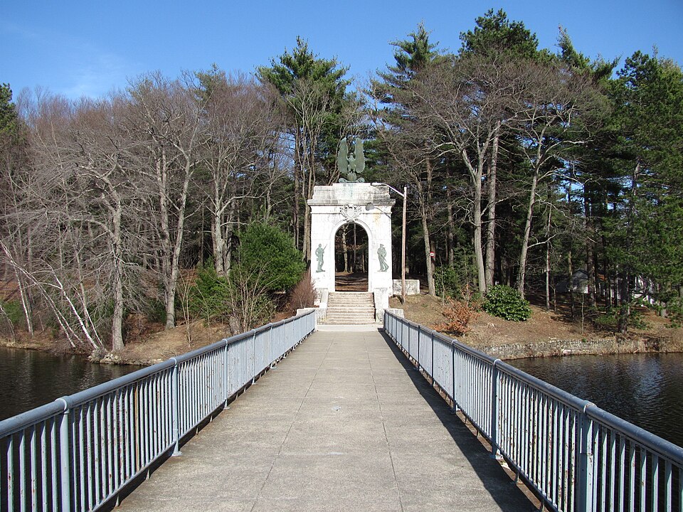 Photograph of Island Grove Park National Register District