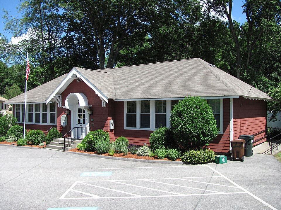 Photograph of Tuttle Square School