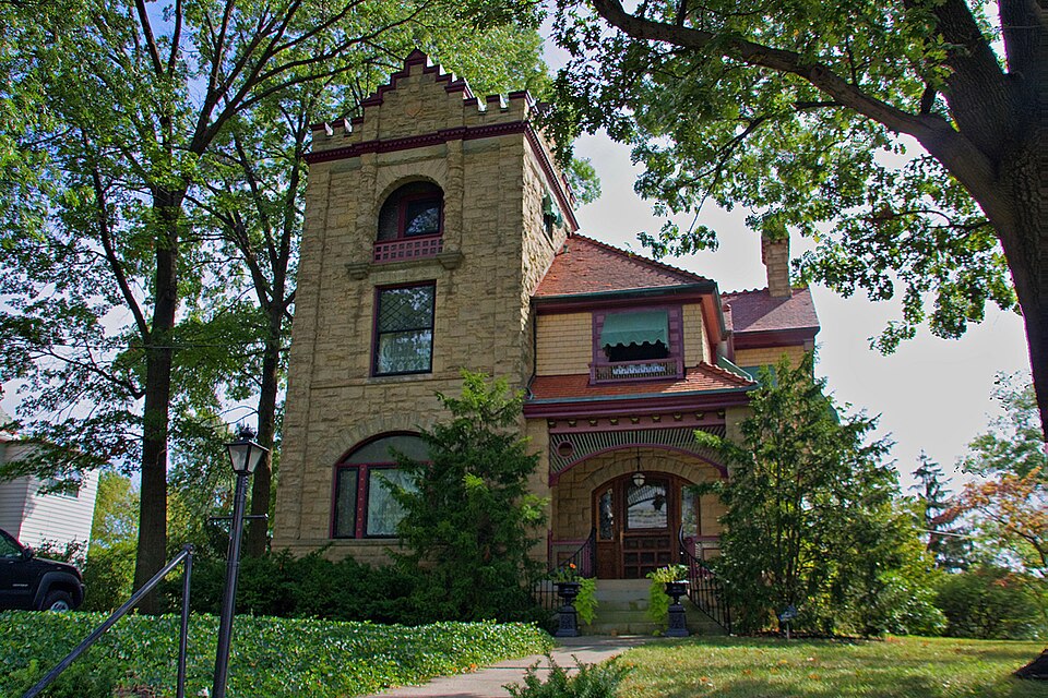 Photograph of Freund-Heintz House