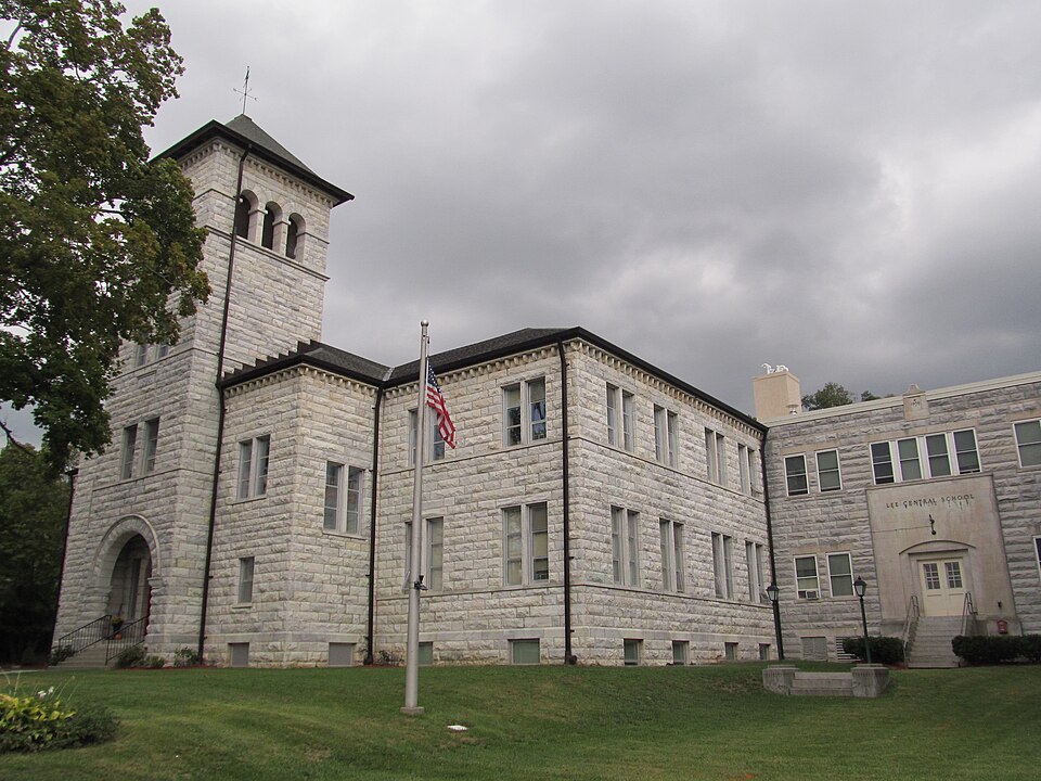 Photograph of Hyde School