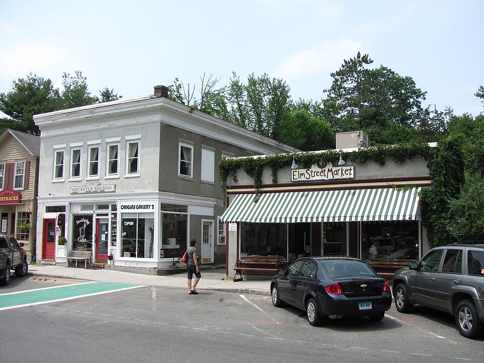 Photograph of Elm-Maple-South Streets Historic District