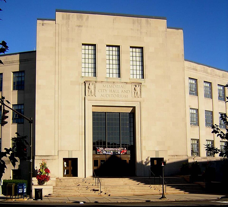 Photograph of Lynn Memorial City Hall and Auditorium