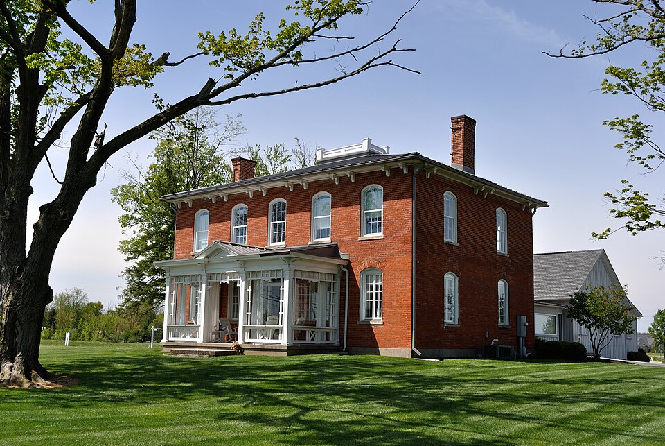 Photograph of Gooding House and Tavern