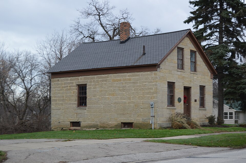 Photograph of Lilly House