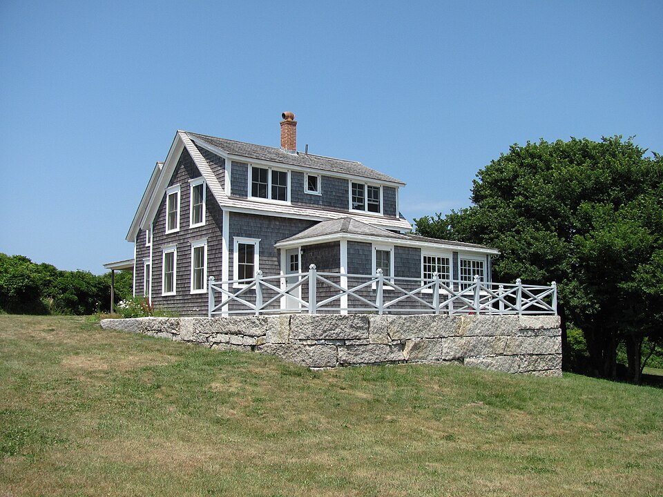 Photograph of Edwin DeVries Vanderhoop Homestead