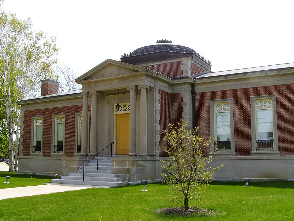Photograph of Wright Memorial Library