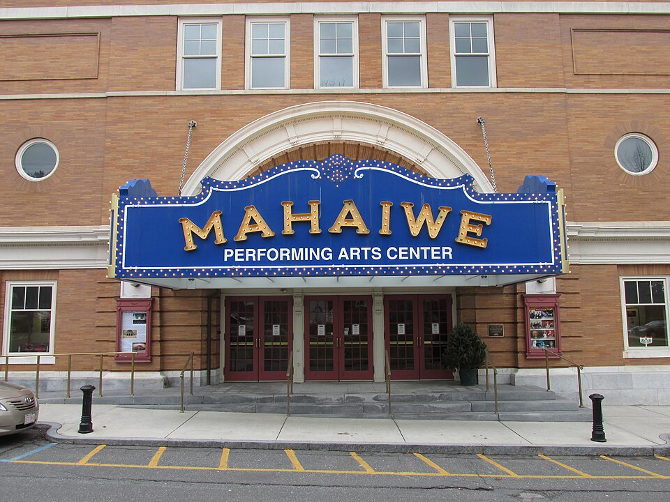 Photograph of Mahaiwe Block