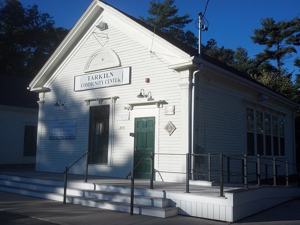Photograph of Tarkiln School