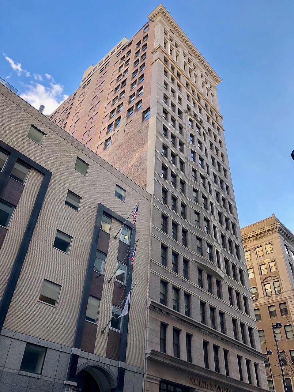 Photograph of Fourth & Walnut Center