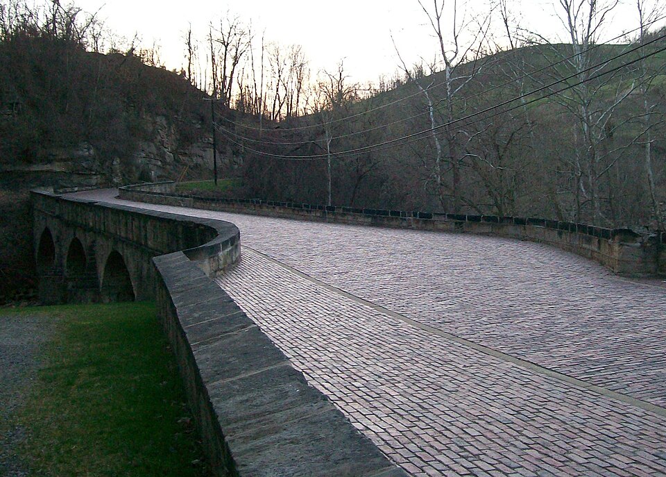 Photograph of Blaine Hill "S" Bridge