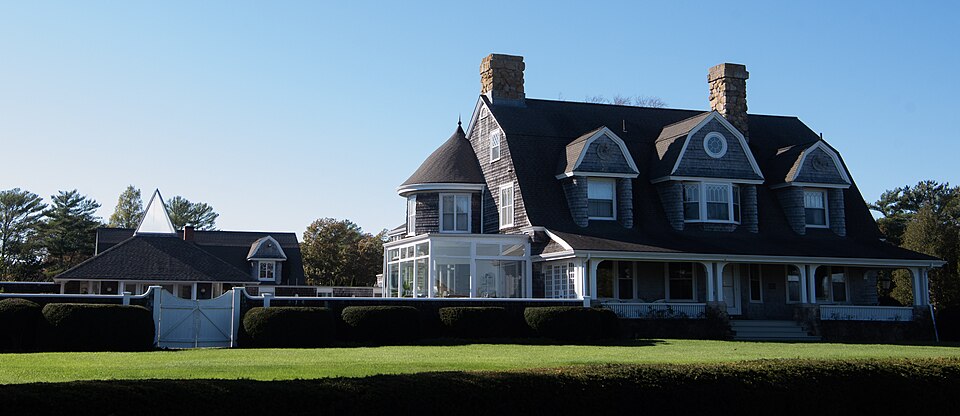 Photograph of H. R. Reed House