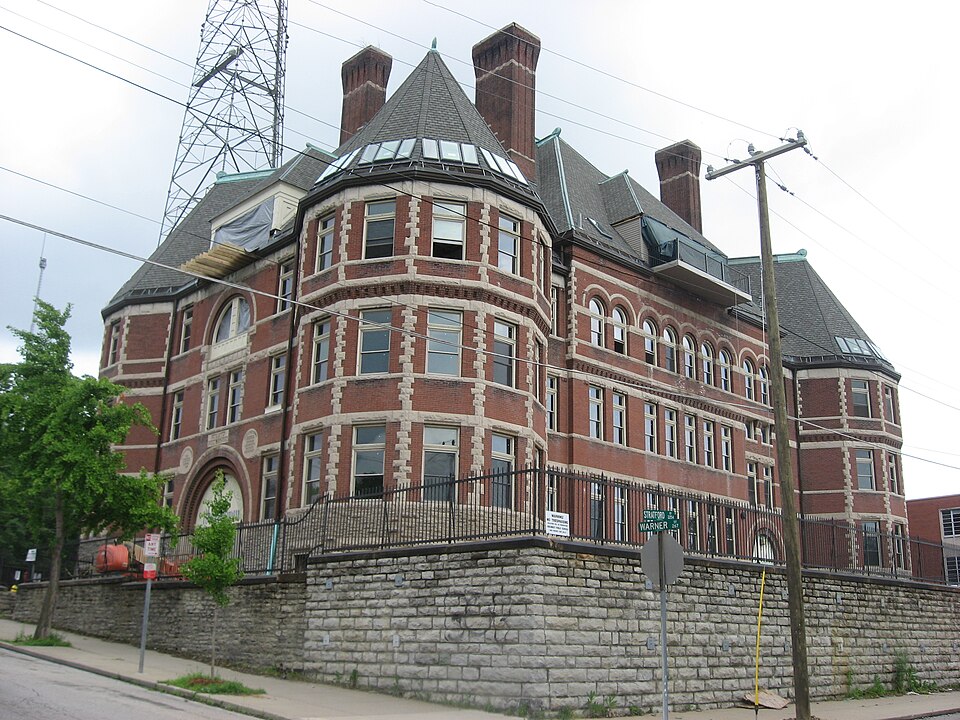 Photograph of Fairview Public School