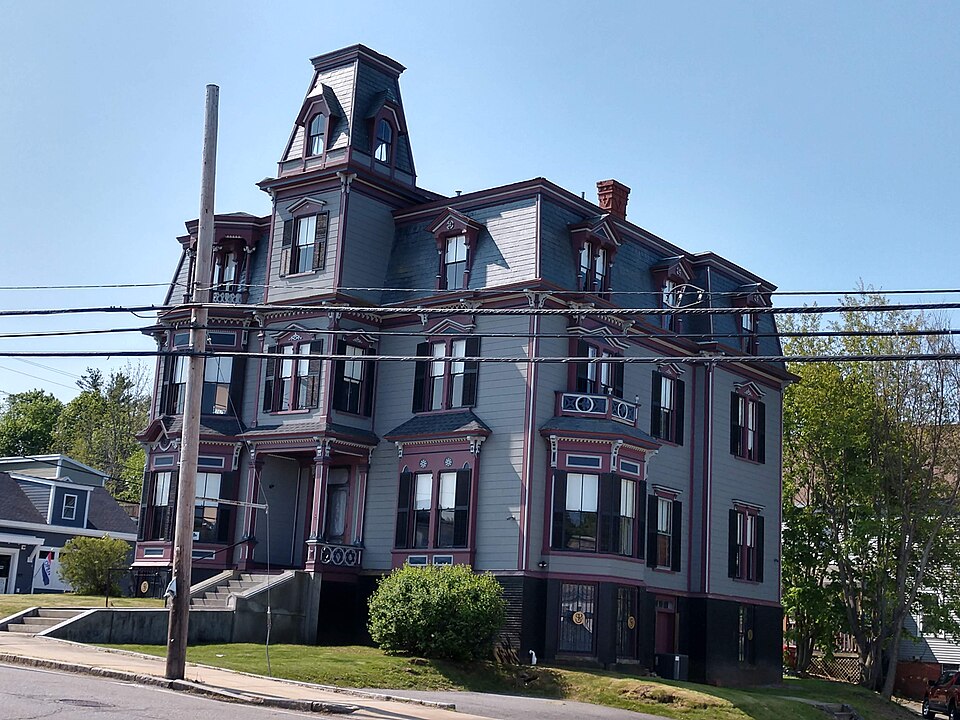Photograph of Sylvester K. Pierce House