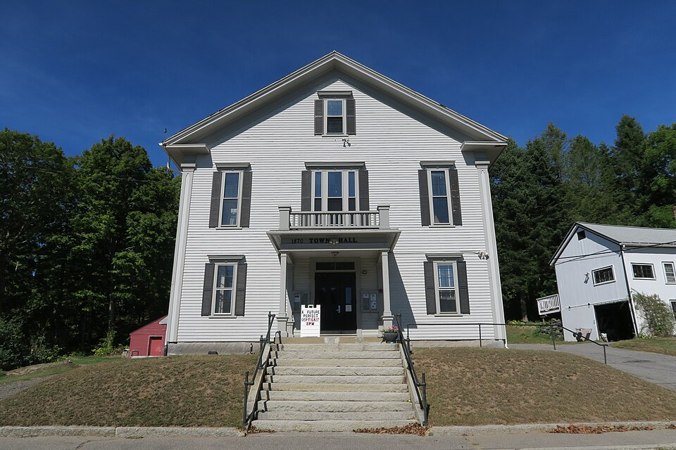 Photograph of Berlin Town Hall