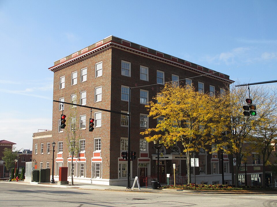 Photograph of Franklin Hotel