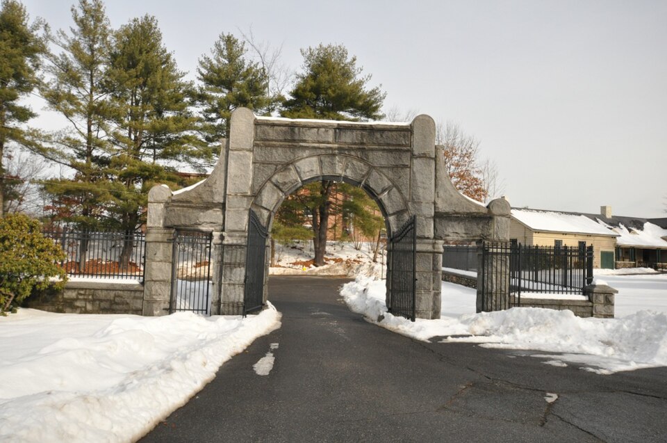 Photograph of Woodlawn Cemetery