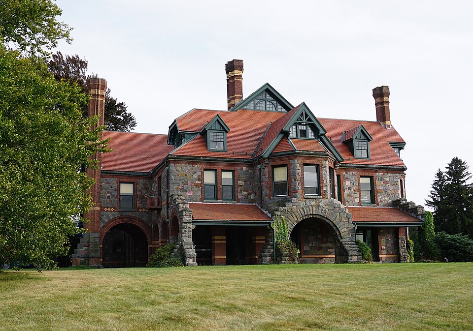 Photograph of Eustis Estate