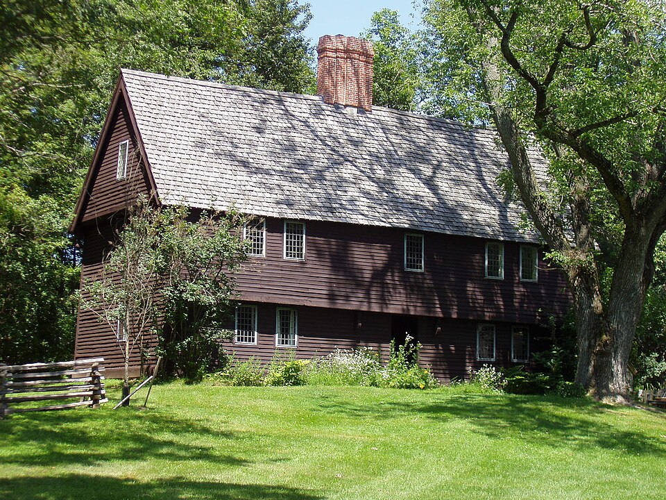 Photograph of Parson Capen House