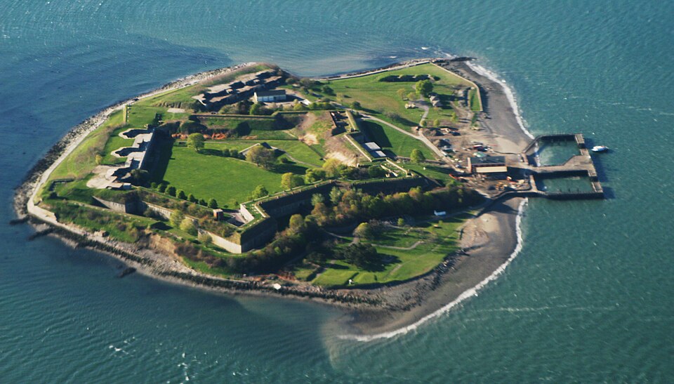 Photograph of Fort Warren