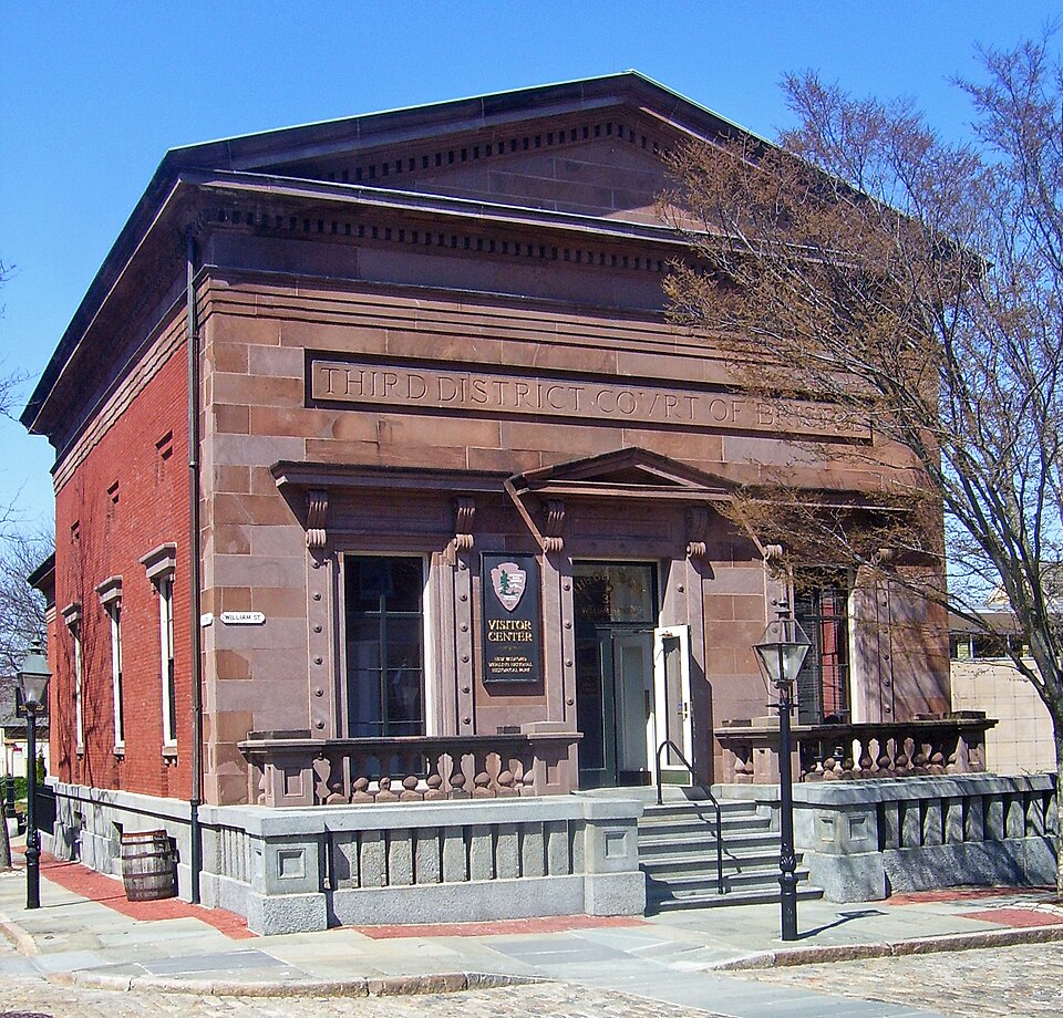 Photograph of Old Third District Courthouse