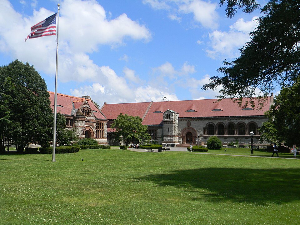 Photograph of Thomas Crane Public Library