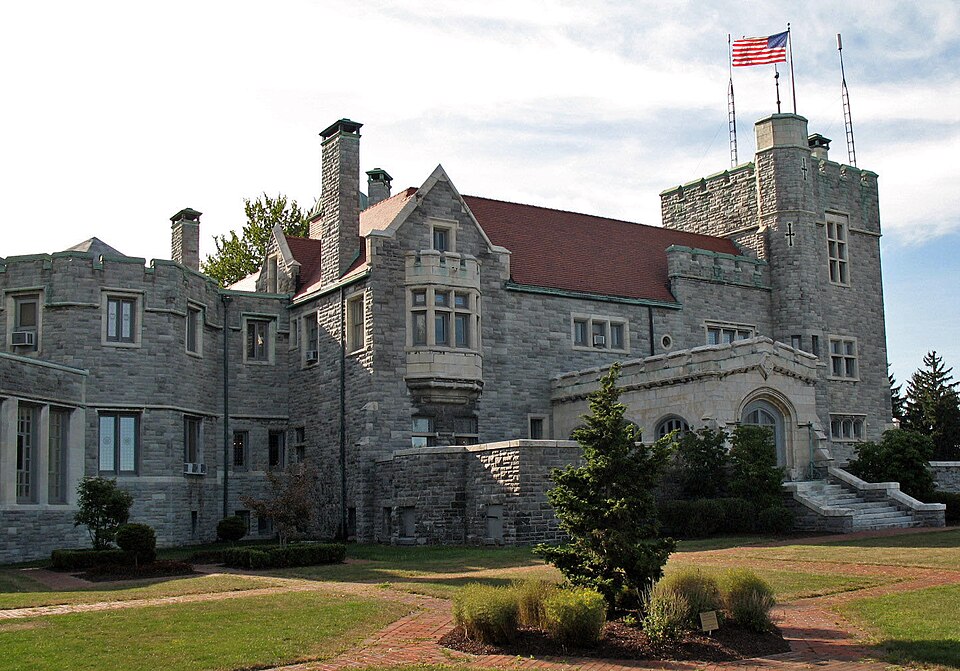 Photograph of Glamorgan Castle